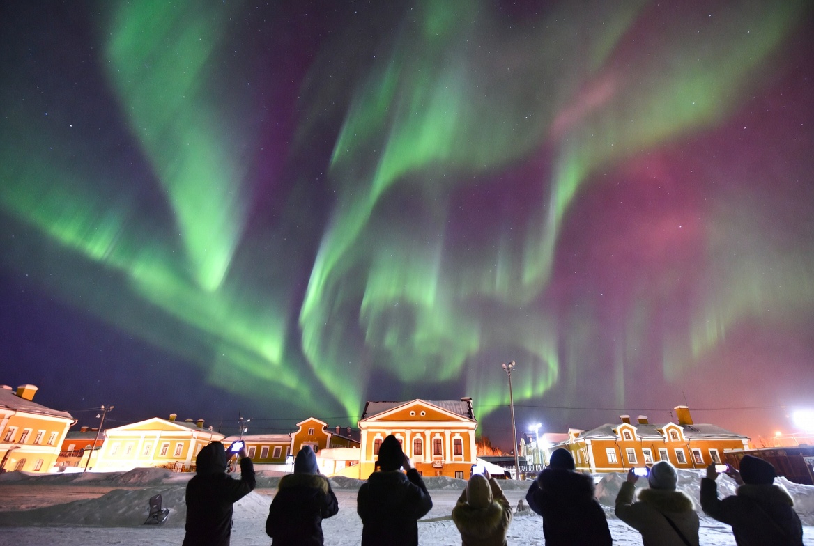 Невероятное полярное сияние смогут увидеть жители Ангарска в ночь на 21 января Сгенерировано QwenChat (18+)