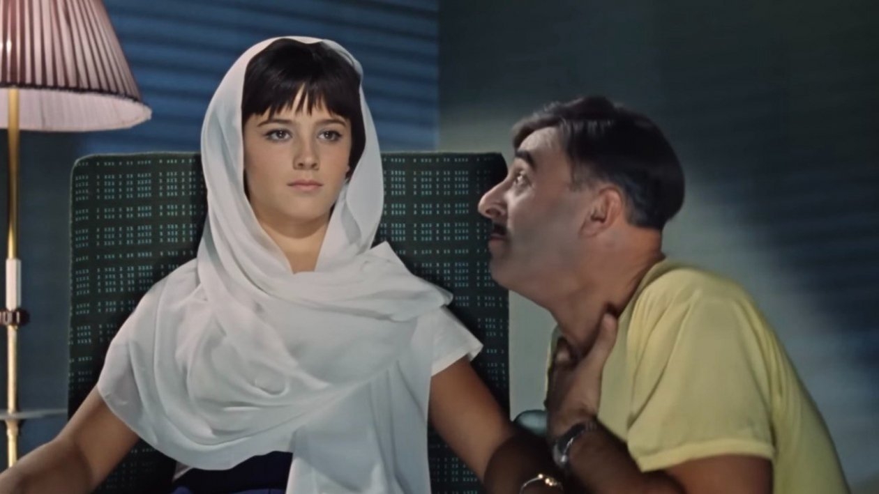 Тематическое фото Скриншот кадра из фильма &quotКавказская пленница, или Новые приключения Шурика&quot (6+)