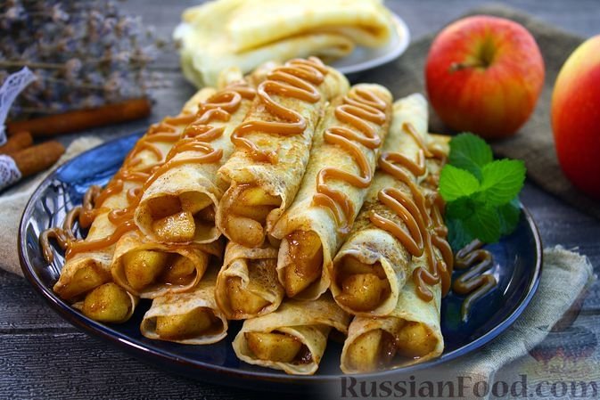 Блинчики с яблоками и корицей russianfood.com