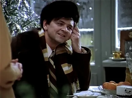 Тематическое фото Кадр из фильма &quotИрония судьбы, или С легким паром!&quot (6+), 1975 год