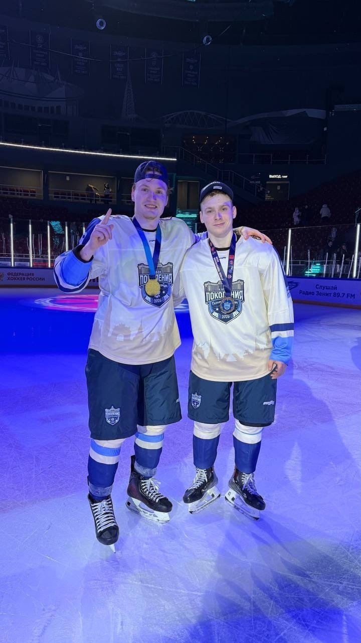 Нападающий &quotЕрмака&quot из Ангарска сыграл в составе сборной НМХЛ в Санкт-Петербурге Тг-канал (18+) ХК &quotЕрмак&quot