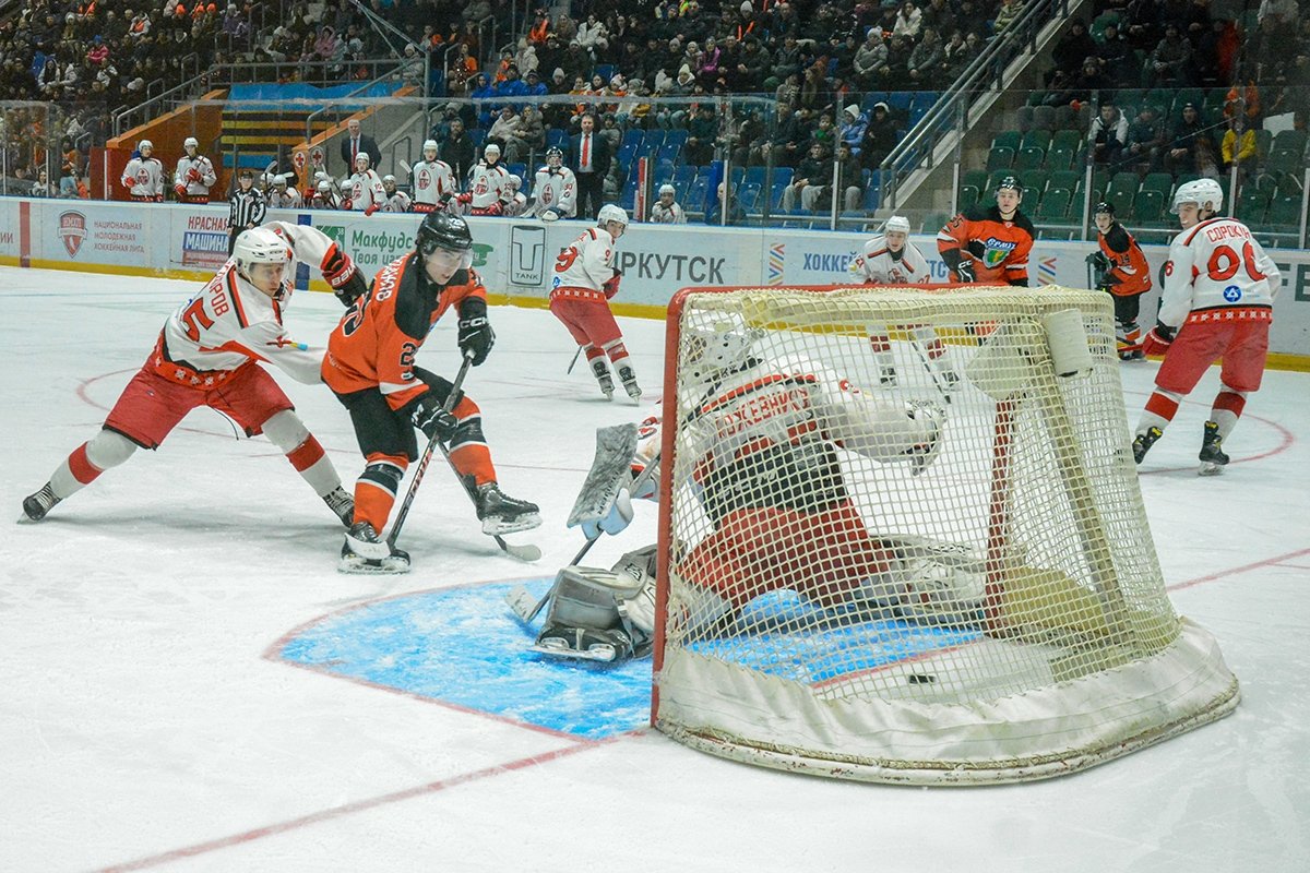 Хоккеисты Сайт ХК &quotЕрмак&quot