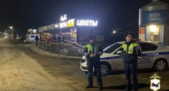 Полиция перешла на круглосуточный режим работы в Хомутово из-за паводка Пресс-служба ГУ МВД России по Иркутской области