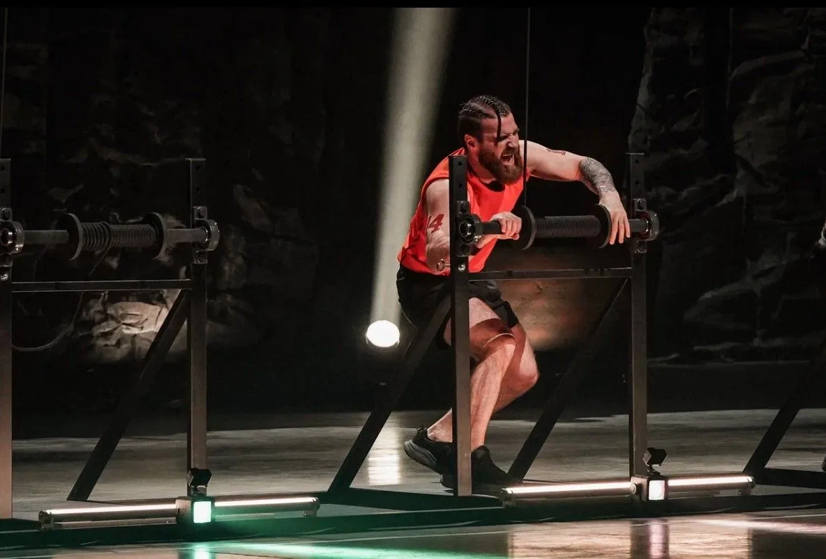 &quotСибирский Конор&quot выбыл из &quotТитаны: Битва сезонов&quot после изнурительных испытаний ТНТ (16+)