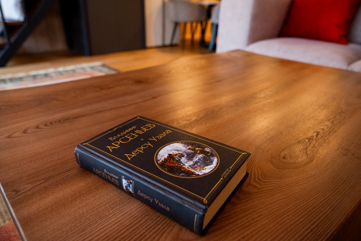 Как убрать царапины с деревянной мебели за минуту Евдокия Сорокина, ИА AmurMedia