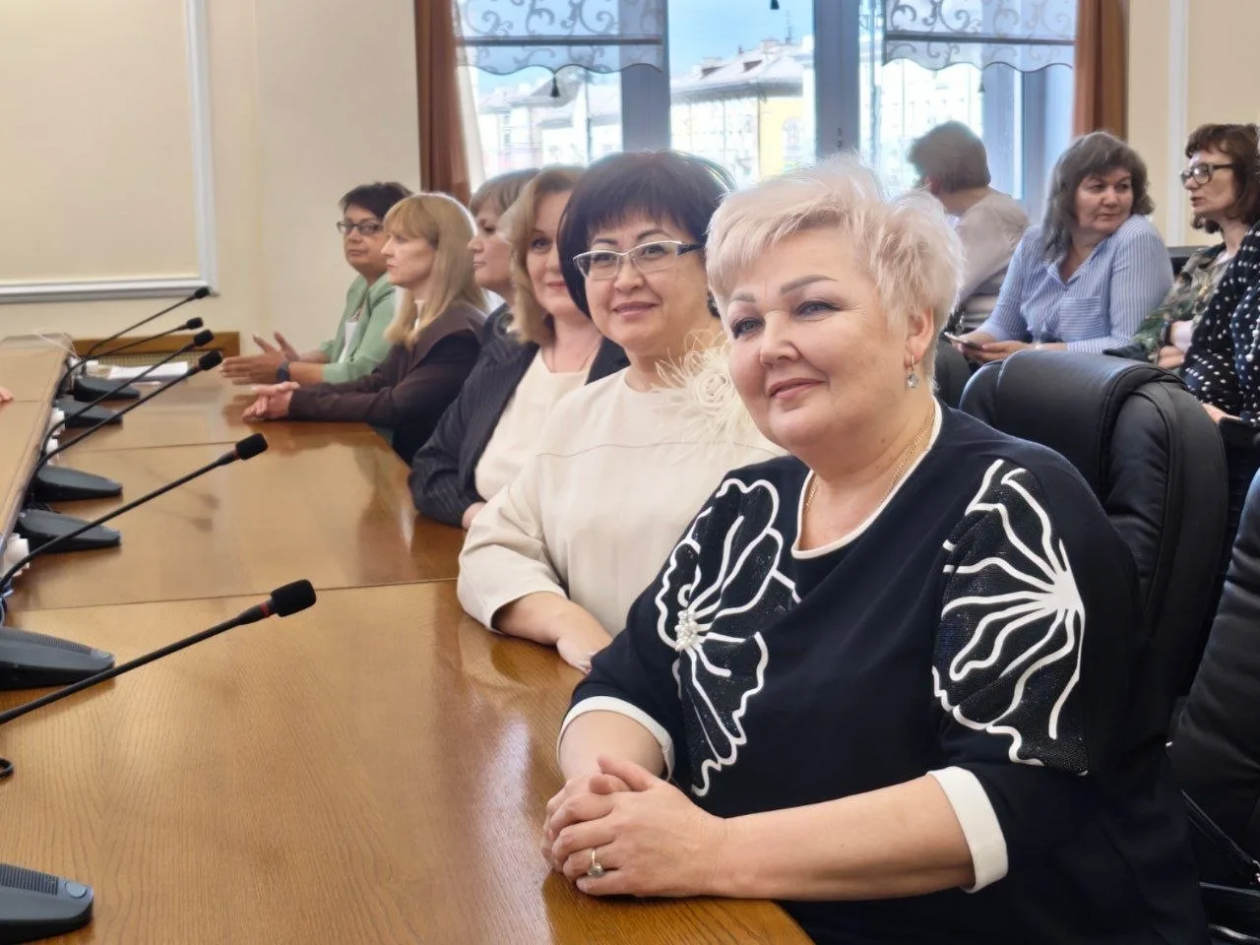 66 педагогов из Ангарска отметили на всероссийском и областном уровнях Пресс-служба администрации АГО