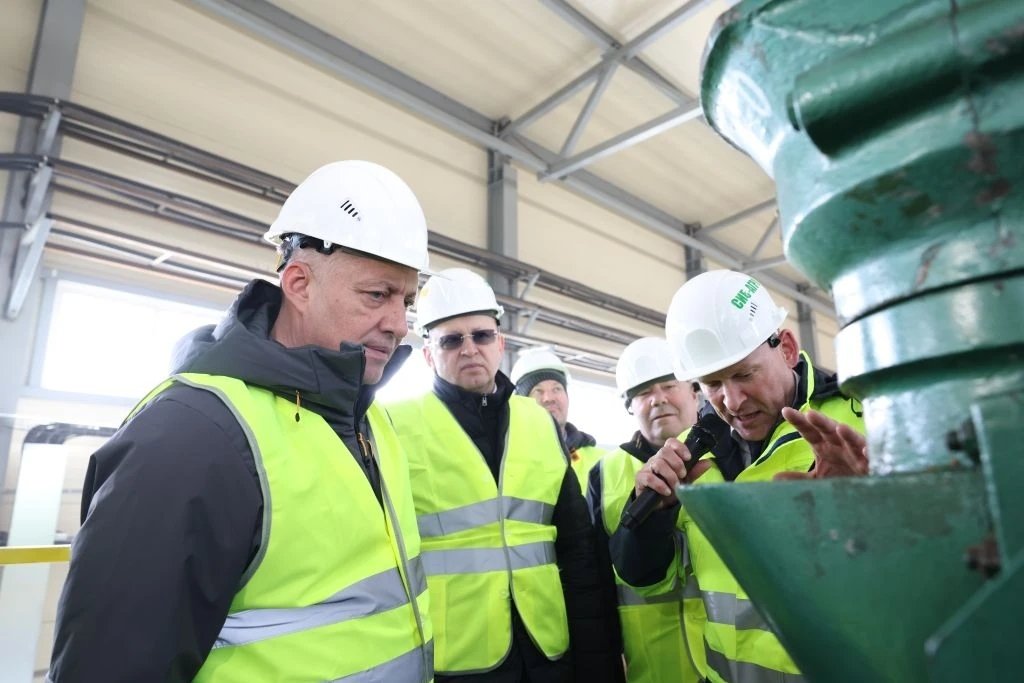 Игорь Кобзев принял участие в запуске нового завода в Тулуне Пресс-служба правительства Иркутской области