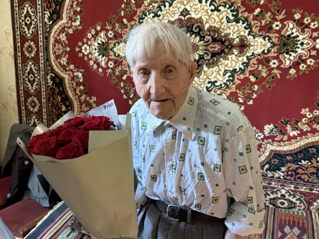 Фронтовик Юрий Лукашин из Ангарска отметил 101-й день рождения Пресс-служба администрации АГО