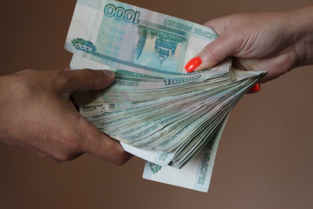 Низкий доход больше не аргумент: депутаты хотят привязать алименты к прожиточному минимуму Марина  Померанцева , ИА EAOMedia