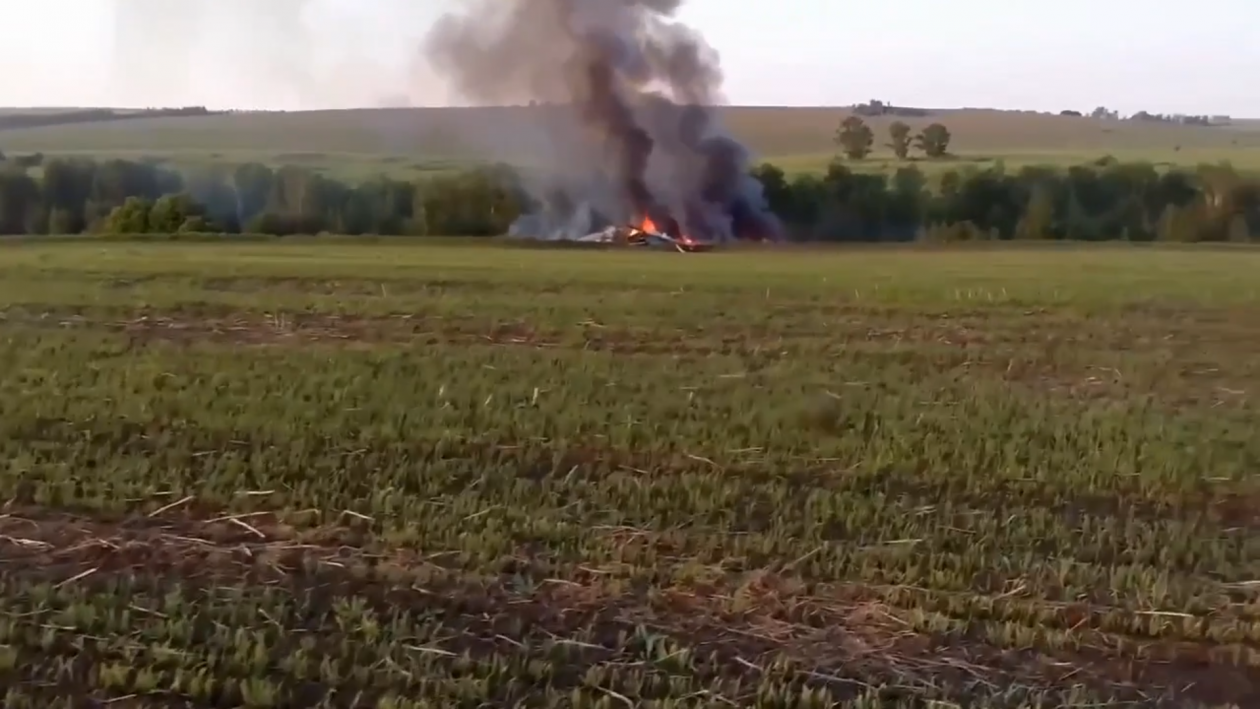 Крушение самолета Скриншот видео со страницы губернатора региона