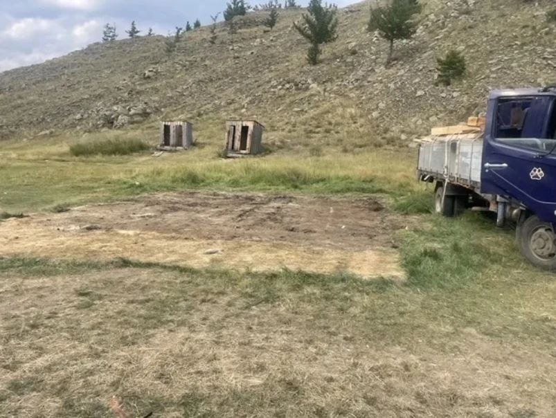 Незаконную торговую точку демонтировали на территории Прибайкальского нацпарка