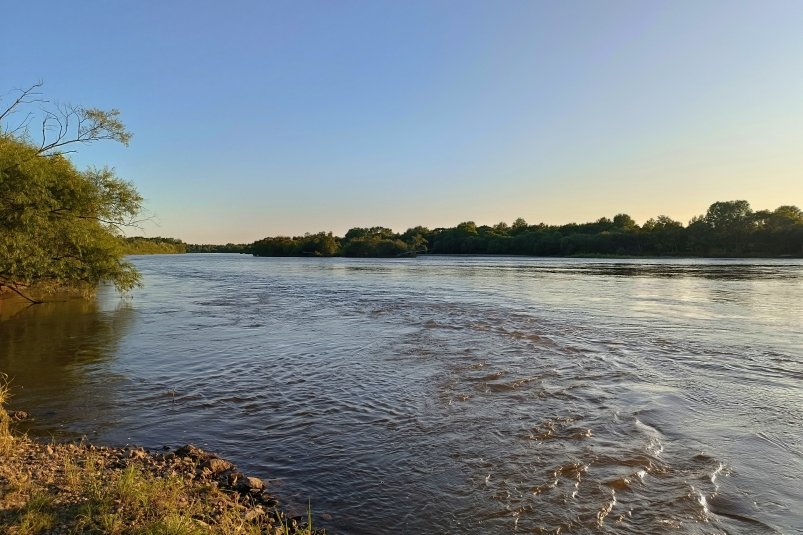 вода, река, берег, природа, водоем, экология, осень, лето, вечер, закат, рассвет, восход Рукомеда Е. М., ИА EAOMedia.ru