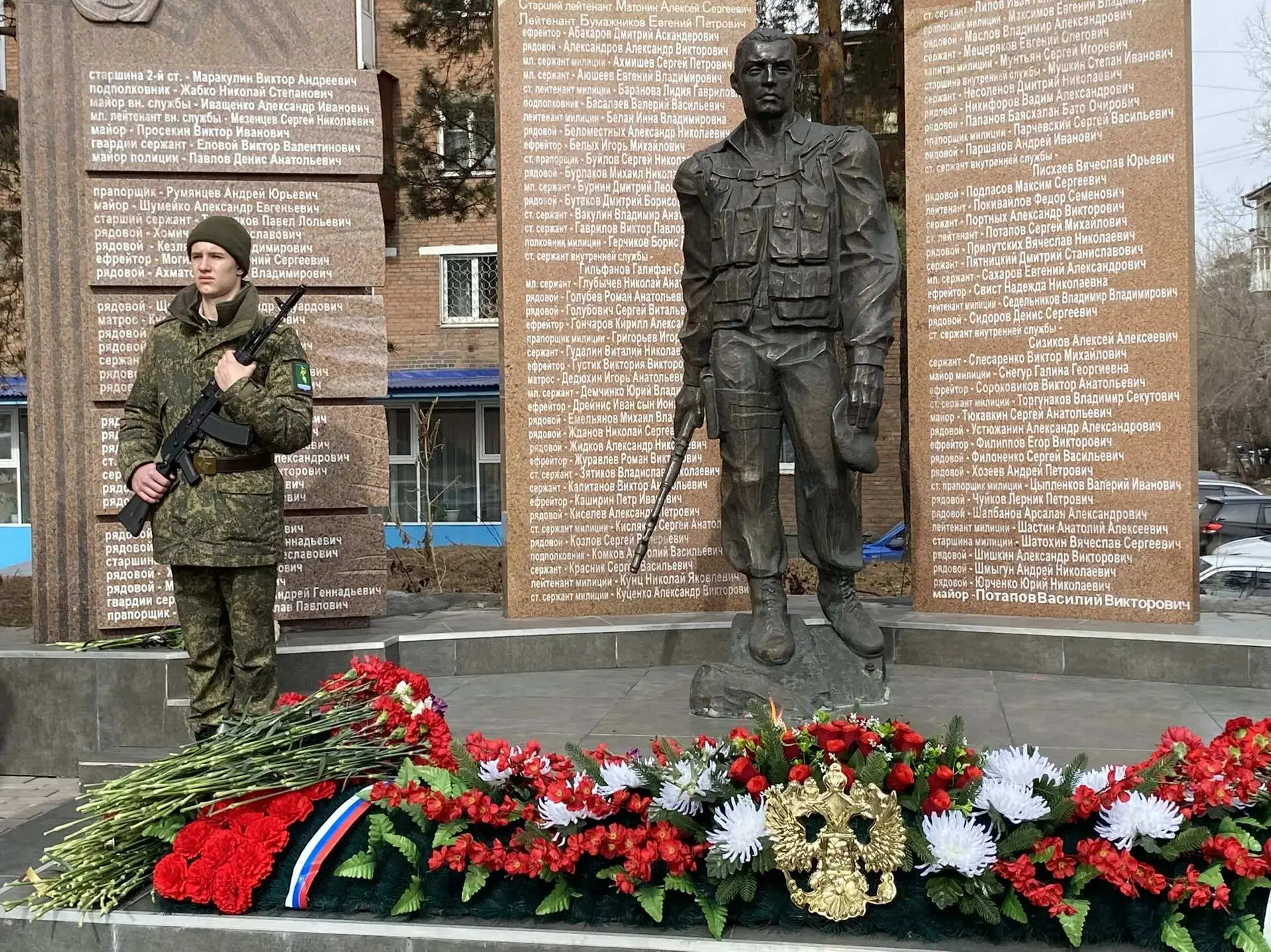 Память земляков, погибших при исполнении военного долга, почтили в Ангарске Пресс-служба администрации АГО