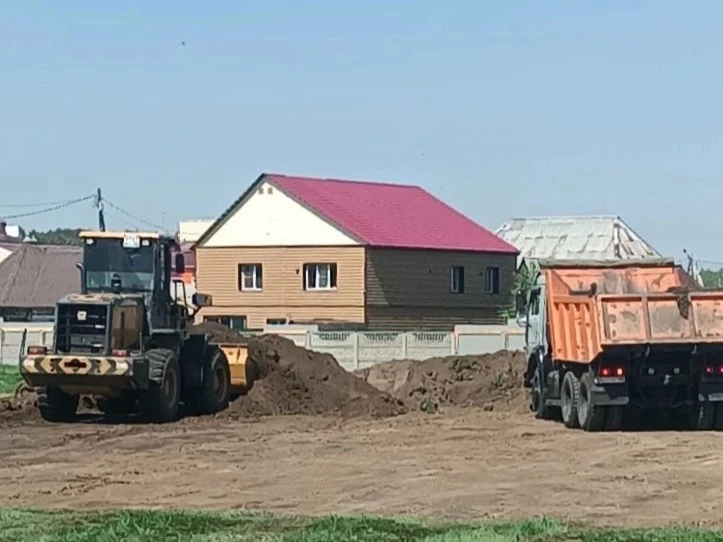 Площадку под строительство ФОК &quotКосмос&quot готовят в Мегете Администрация Ангарского городского округа